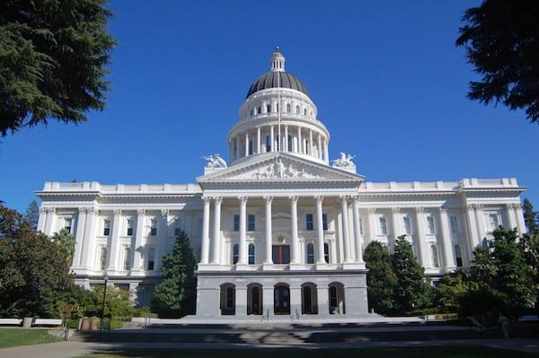 CA officials appeal prison reduction order