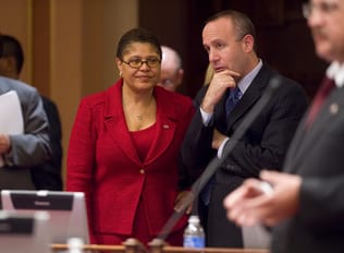 California Democrats offer alternative plan to solve budget crisis
