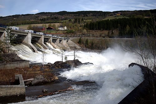 Water and power usage inextricably linked, especially in California