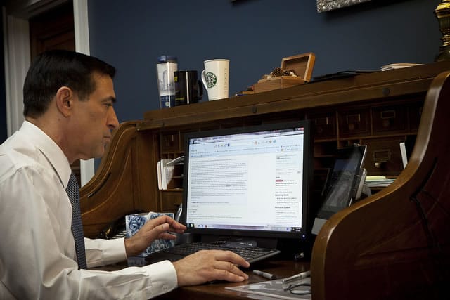 darrell_issa_reddit