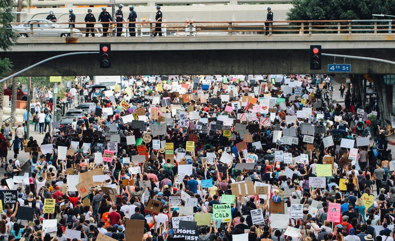 Is There a Party Left in America That Is in Touch with the American People?