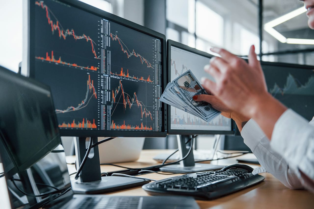 Betting on Democracy: Prediction Markets, Polls, and the Independent Voter Uprising