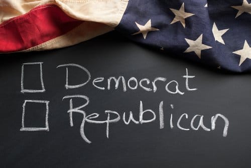 U.S. Citizenship Applicants Are Told to Accept Two-Party System