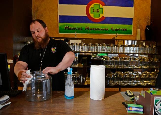 Senate Committee OKs Basic Banking Services for Billion-Dollar Marijuana Industry