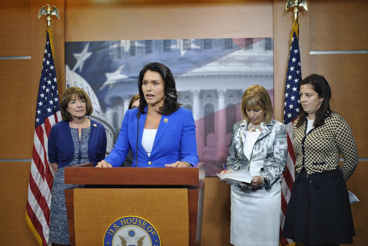 Why Do Trump Supporters Love Democrat Tulsi Gabbard?