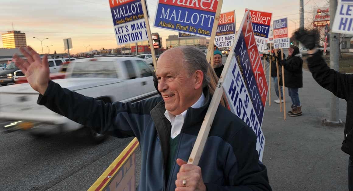 Only Incumbent Independent Gov. Receives Major Endorsement in Re-Election Bid