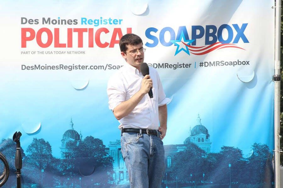 Iowa News Groups Dodge Questions over Libertarian's Dubious Debate Exclusion