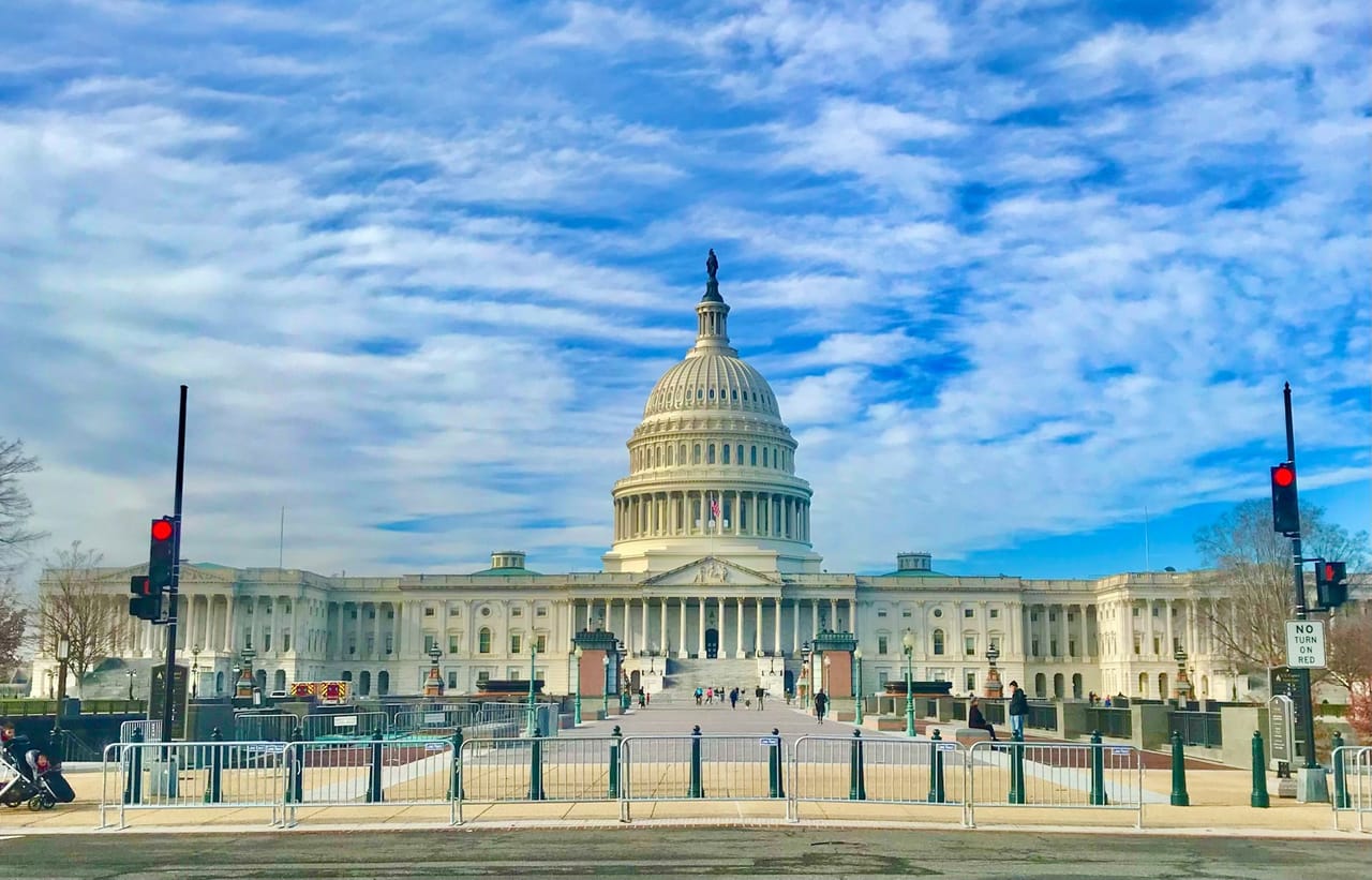 CNN Poll: Only 19% of Independents View Democrats Favorably and Don't Think Much Better of Republicans